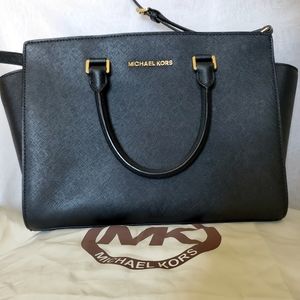 Michael Kors Black Selma Tote